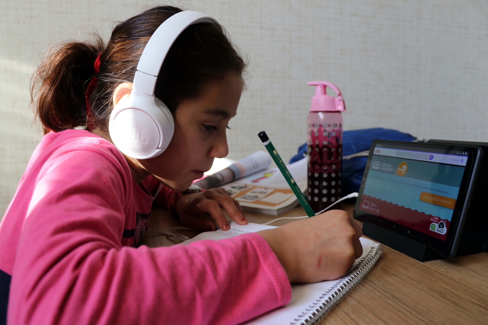 Okul Destek Projesi ile Ailelere Online Rehberlik