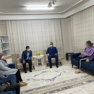 İl Müdürümüz Sayın Fehmi ÇELİK, Korunma ve Bakım Altında Bulunan Çocuklarımızı Ziyaret Etti - fotoğraf 1