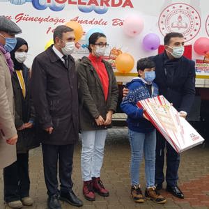 'Hediye Karavanı' nın Durağı Bingöl Oldu - fotoğraf 12