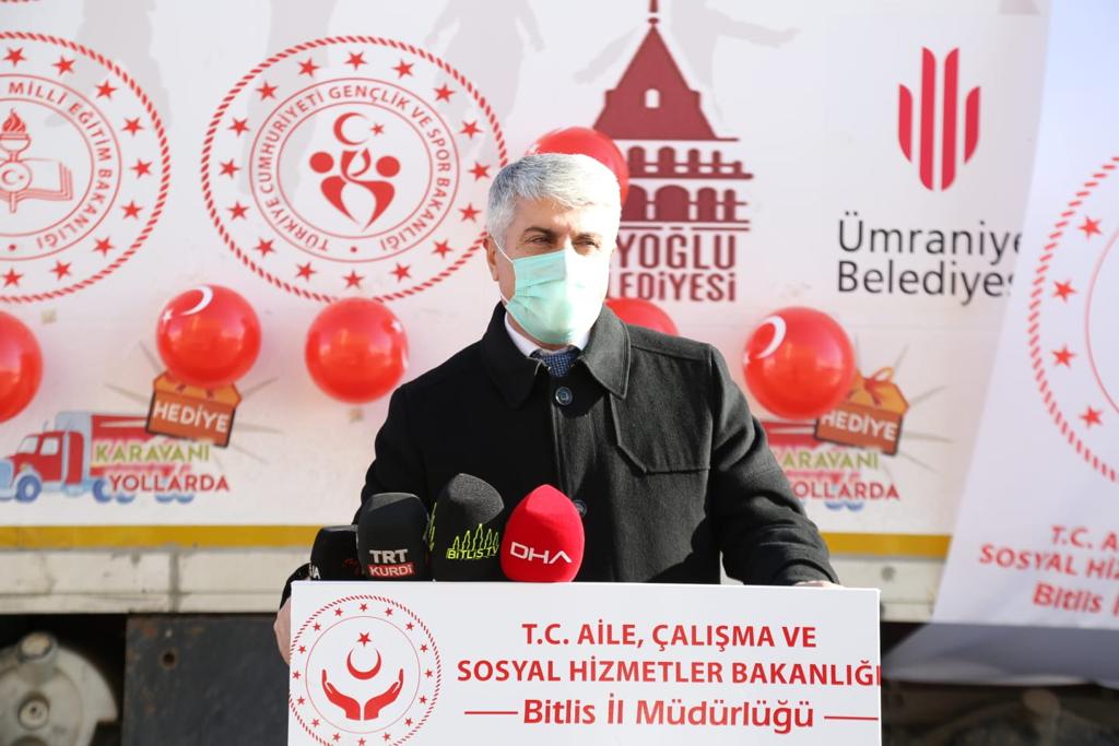 ''Hediye karavanı'' Bitlis'teki çocuklarla buluştu