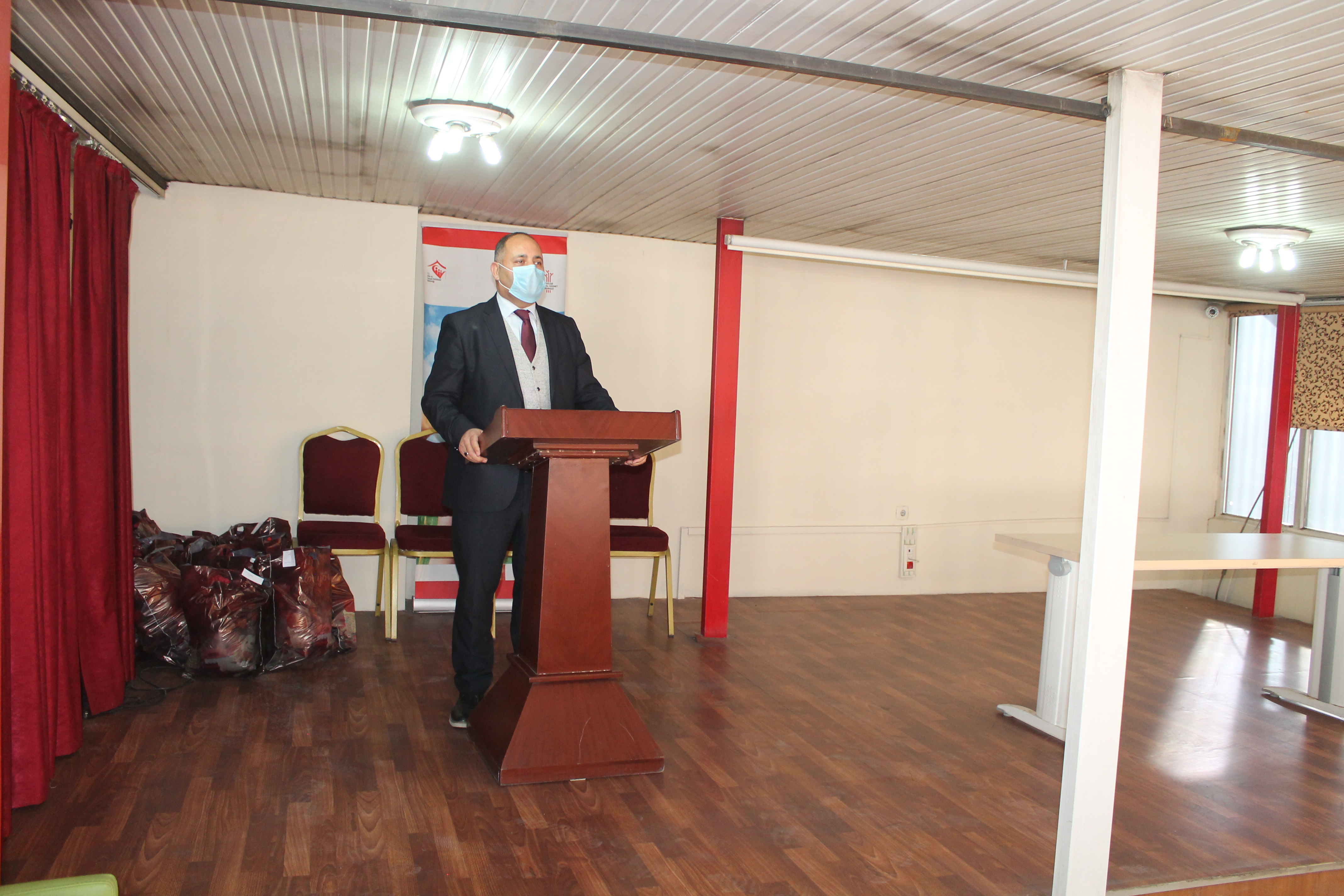 Okul Destek Projesi Kapsamında Çocuklara Giyecek Yardımı Yapıldı