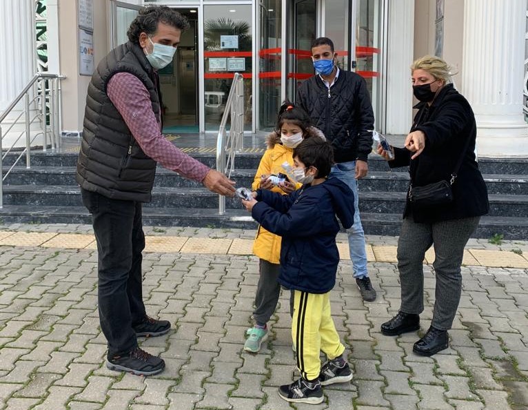 “Erişilebilir Türkiye, Engelsiz Yaşam” Yazılı Maskeler Dikkat Çekti