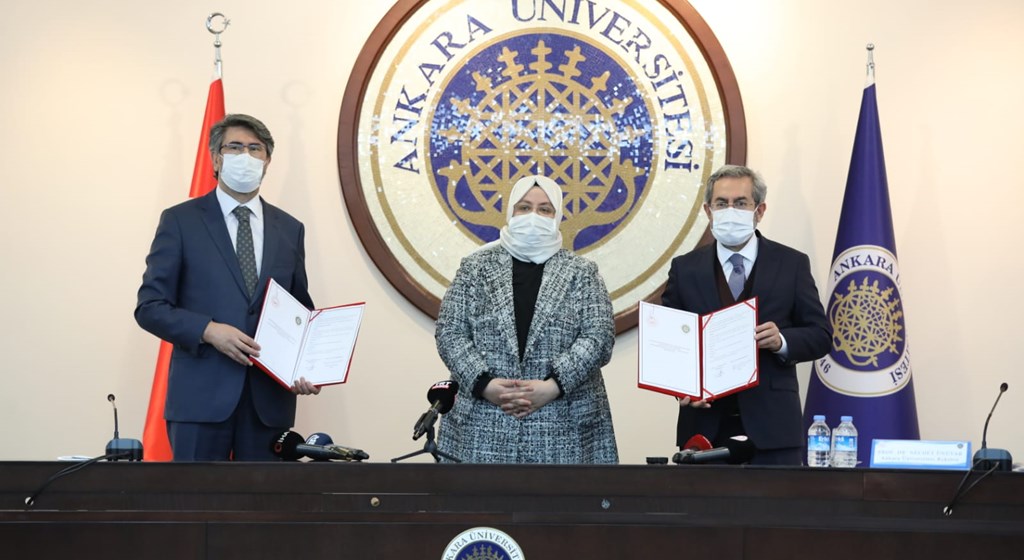 Bakanlığımız ile Ankara Üniversitesi Arasında “Türk İşaret Dili” Çalışmaları İş Birliği Protokolü İmzalandı
