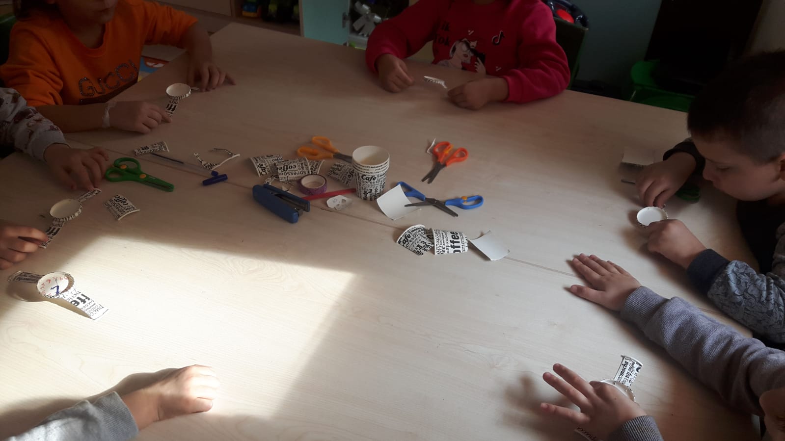 Miniklerimiz Kendi Saatlerini Kendileri Yaptı