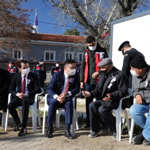 Şehit Süleyman Demirel Dualarla Son Yolculuğuna Uğurlandı - fotoğraf 4