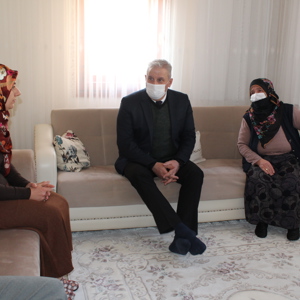 Şehit Sebahattin BOZO ve Şehit Nevzat KAYA'nın Aileleri Ziyaret Edildi - fotoğraf 4