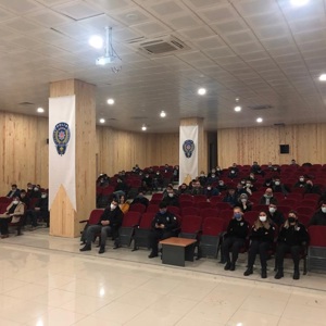 Emniyet Personeline 4 Gün Süren ‘Kadına Yönelik Şiddetle Mücadele Ve Mağdurlarla Görüşme Teknikleri’ Eğitimi Verildi - fotoğraf 4