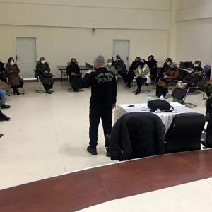  İl Müdürlüğümüze Bağlı Bingöl İller Bankası Çocuk Evleri Sitesinde       Görevli Personellerine Madde Bağımlılığı Semineri Düzenlendi - fotoğraf 2