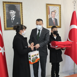 Anadolu Gönül Yolu 81 Genç 81 Bayrak - fotoğraf 4
