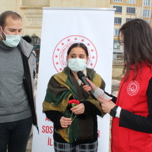 8 Mart Dünya Kadınlar Günü Münasebeyitle Cumhuriyet Caddesinde Stant Kurduk - fotoğraf 12