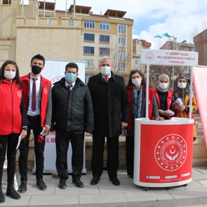 8 Mart Dünya Kadınlar Günü Münasebeyitle Cumhuriyet Caddesinde Stant Kurduk - fotoğraf 14