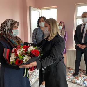 8 Mart Dünya Kadınlar Günü Kutlu Olsun - fotoğraf 10