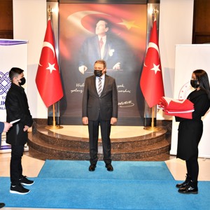 Anadolu Gönül Yolu 81 Genç 81 Bayrak - fotoğraf 1