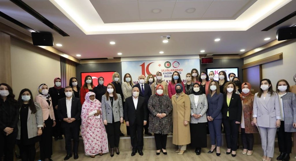 Bakan Selçuk, Hak-İş Tarafından Düzenlenen 10. Uluslararası Kadın Emeği Buluşması'na Katıldı