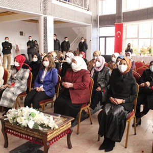 "Erzincan Girişimci Kadınlar Üretim ve İşletim Kooperatifi” ve "Kadın Kültür Merkezinin" Açılışı Yapıldı - fotoğraf 1