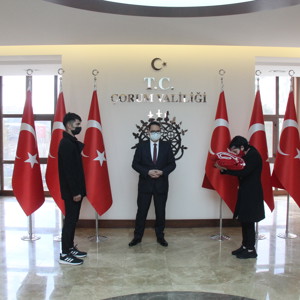 18 Mart 2021 Şehitler Günü 81 Genç 81 Bayrak - fotoğraf 2
