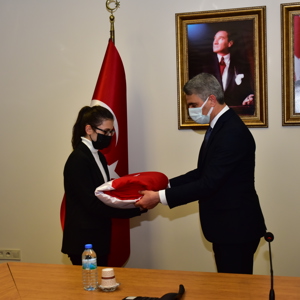  Çanakkale’ye Gidecek Olan Türk Bayrağı Teslim Alındı - fotoğraf 2
