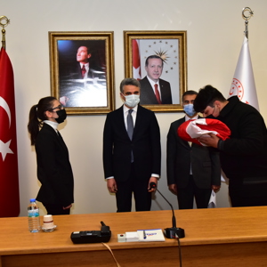  Çanakkale’ye Gidecek Olan Türk Bayrağı Teslim Alındı - fotoğraf 5