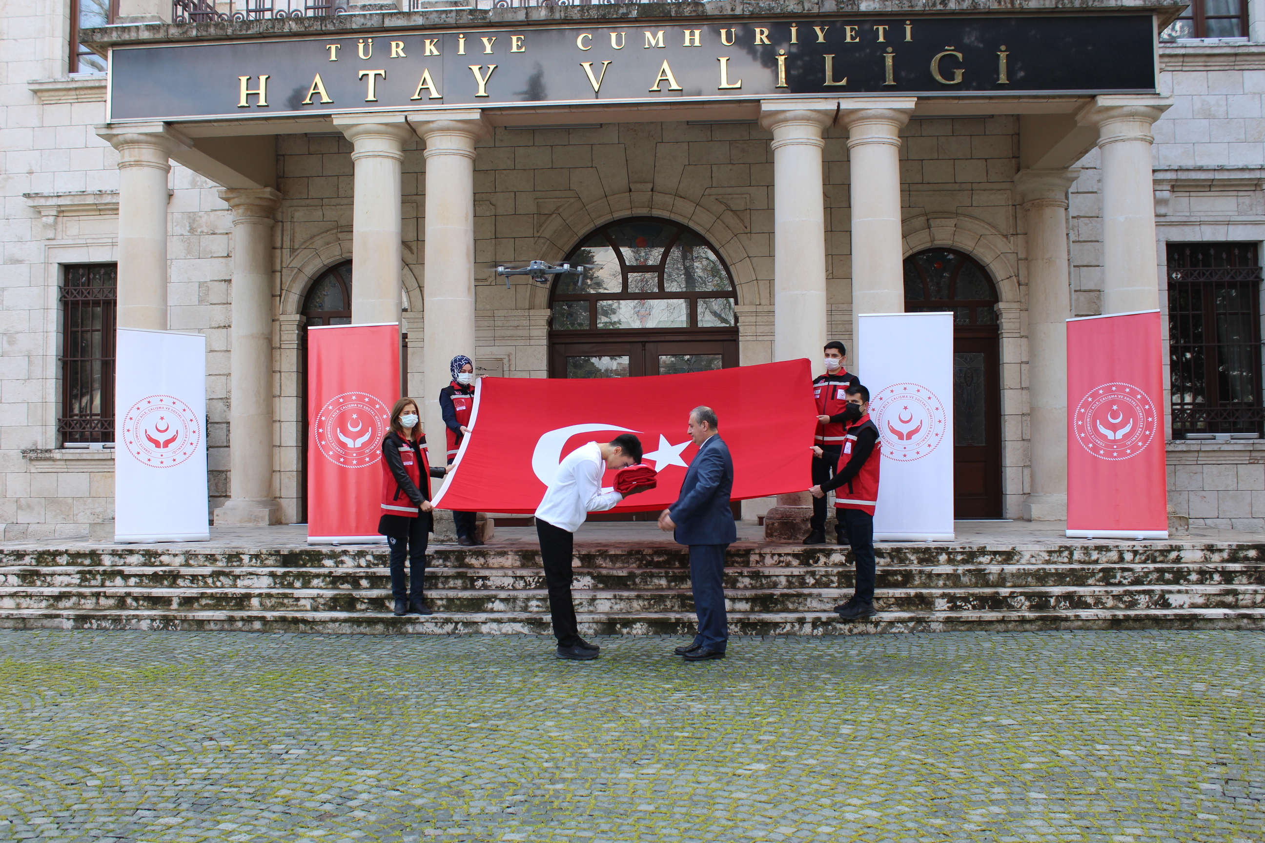 Anadolu Gönül Yolu-81 Genç 81 Bayrak etkinliği ile Türkiye’nin Dört Bir Yanından Gelecek Bayraklar Çanakkale’ye Ulaşacak