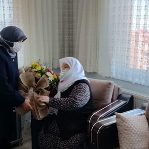 8 Mart Dünya Kadınlar Günü " Dünyada Her Şey Kadının Eseridir. " - fotoğraf 13