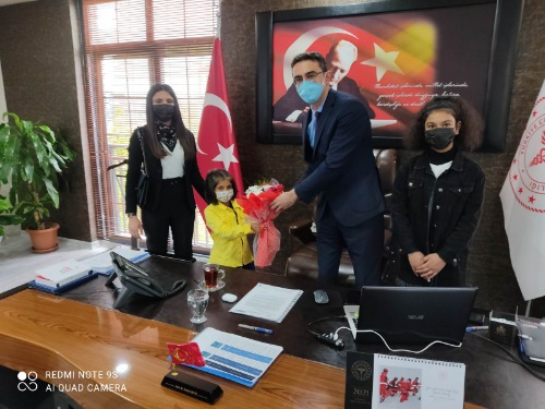 Mersin ÇES çocuklarımız Mersin İl Sağlık Müdürü Dr. Emrah CEVİZ' e ziyarette bulundular