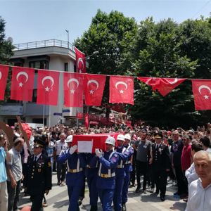 Yalova , Şehit Onbaşı Muhammed İslam ALTUĞ’u Askeri Törenle Uğurladı - fotoğraf 6