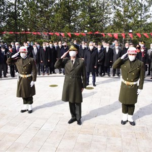 18 Mart Şehitleri Anma Günü ve Çanakkale  Zaferi'nin 106. Yıl Dönümü Programı - fotoğraf 12