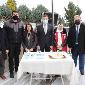 18 Mart Şehitleri Anma Günü ve Çanakkale Deniz Zaferi'nin 106. Yıl Dönümü Dolayısıyla İlimizde Çeşitli Törenler Düzenlendi. - fotoğraf 9
