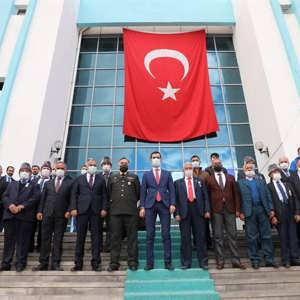 “18 Mart Şehitleri Anma Günü Ve Çanakkale Zaferinin 106. Yıl Dönümü” Dolayısıyla Kutlama Programı Gerçekleştirildi - fotoğraf 1