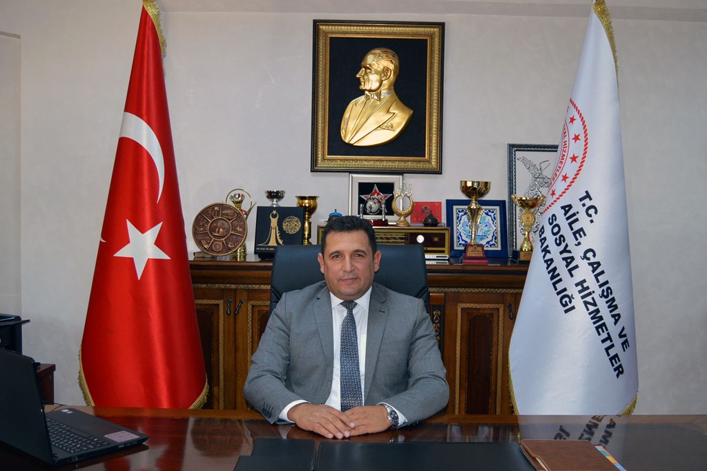 İl Müdürümüz İbrahim AKYÜZ'ün Yaşlılar Haftası Mesajı