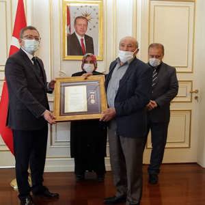 İlimizde 3 Şehit Yakını ve 2 Gaziye Devlet Övünç Madalyası ve Beratı Tevcih Edildi - fotoğraf 2