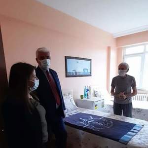İl Müdürümüz Abdullah Savaş, Yaşlılar Haftası vesilesiyle İnebolu Huzurevimizi ziyaret ederek , Huzurevi sakinlerimizle sohbet etti, hayır dualarını aldı. - fotoğraf 8