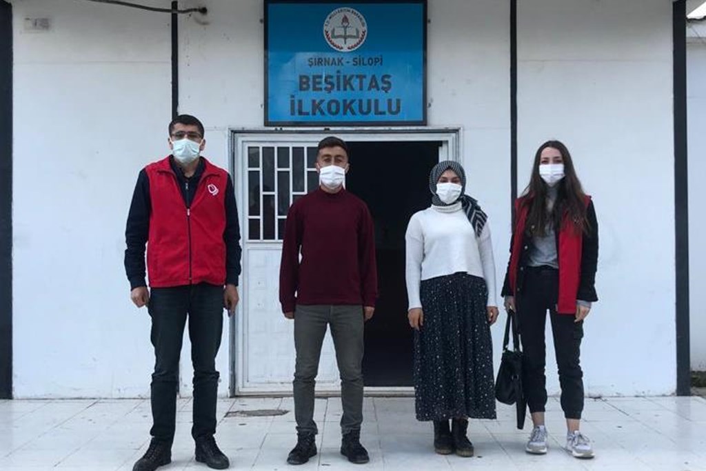 Bakan Selçuk: “Mobil Çocuk Sosyal Hizmet Birimlerimiz Yüz Yüze Eğitimle Beraber, Tekrar Okul Ziyaretlerine Başladı”