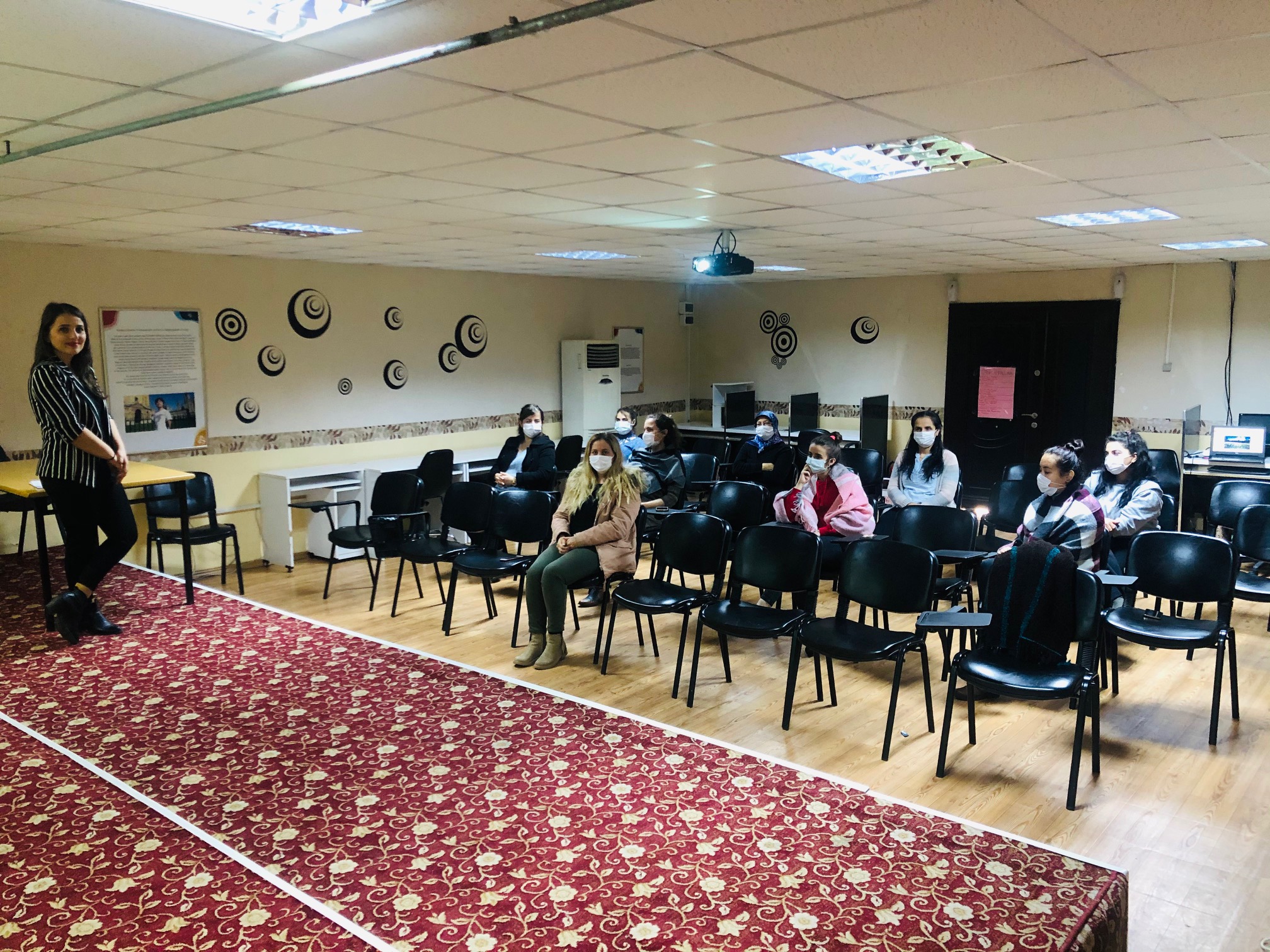 Şiddet Önleme Ve İzleme Merkezi Müdürlüğü Personellerine ‘’Stresle Başa Çıkma ve Tükenmişlik Sendromu’’ Konulu Eğitim Verildi.