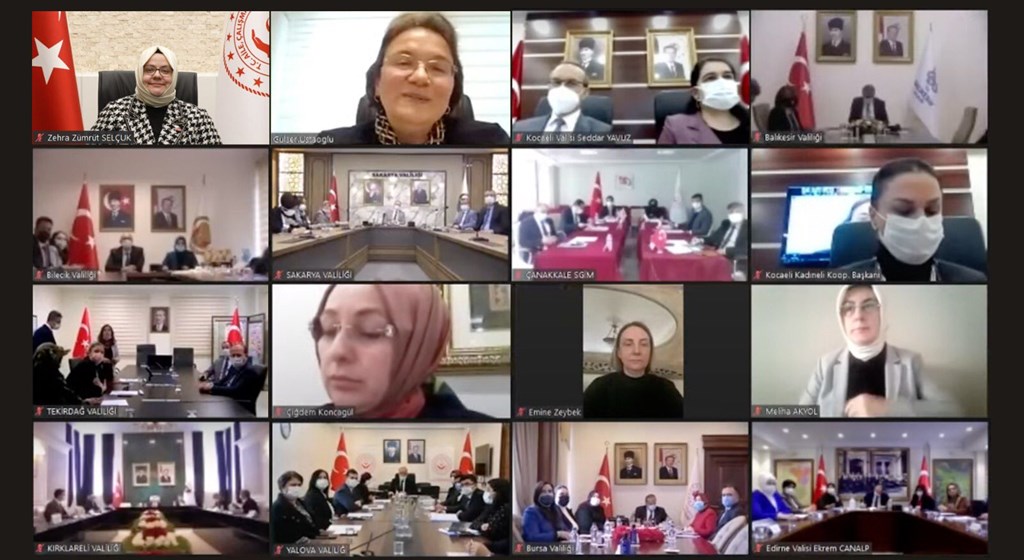 Bakan Selçuk, Marmara Bölgesi Kadın Kooperatifleri Buluşması'na Katıldı