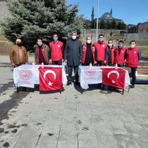 18 Mart Çanakkale Zaferi ve Şehitlerini Anma Günü etkinlikleri kapsamında İl Müdürlüğümüz personelleri tarafından Evliya Camiinde okunan Mevlidi Şerif sonrası ikramda bulunuldu.  - fotoğraf 4
