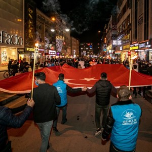 Van’ın Düşman İşgalinden Kurtuluşunun 103. Yılı Coşkuyla Kutlandı - fotoğraf 25