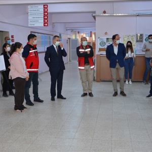 23 Nisan Ulusal Egemenlik ve Çocuk Bayramı’nın 101.Yıl Dönümü Kapsamında  Resim/Şiir Yarışması Düzenlendi - fotoğraf 2