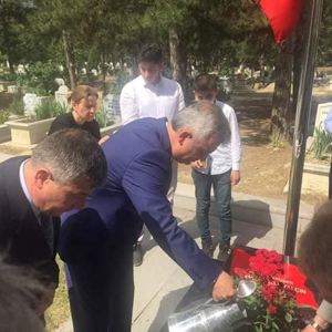 Şehit Öğretmen Şenay Aybüke YALÇIN'ın Şehadetinin 2. Seneyi Devriyesinde Anıldı. - fotoğraf 2