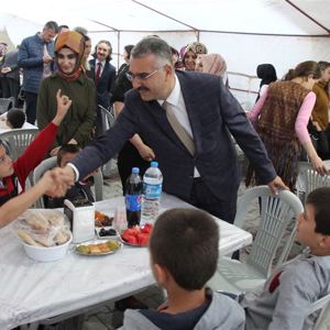 Kuruluşumuz 0-18 Yaş Çocuk Evleri Sitesinde İftar - fotoğraf 4
