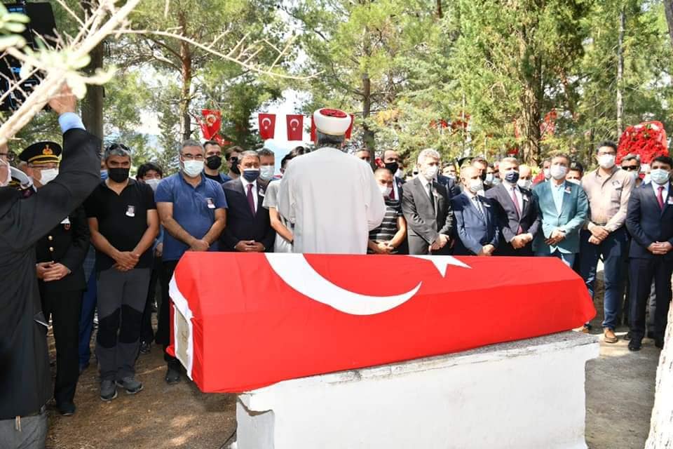 ŞEHİT POLİS MEMURU CİHAN TÜRKMENOĞLU BALIKESİR'DE TOPRAĞA VERİLDİ