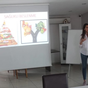 İl Müdürlüğü ve Kuruluşlarımızda görev yapmakta bulunan şoförlerimize yönelik “İletişim ve Sorun Çözme Becerileri”,”Stresle Başa Çıkma” ve “ Sağlıklı Beslenme” konularında eğitimler düzenlenmiştir. - fotoğraf 4