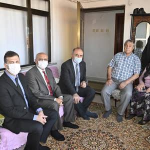 Valimiz Sayın Muammer EROL, Kahraman Gazilerimizi Babalar Günü Münasebetiyle Ziyaret Etti. - fotoğraf 3