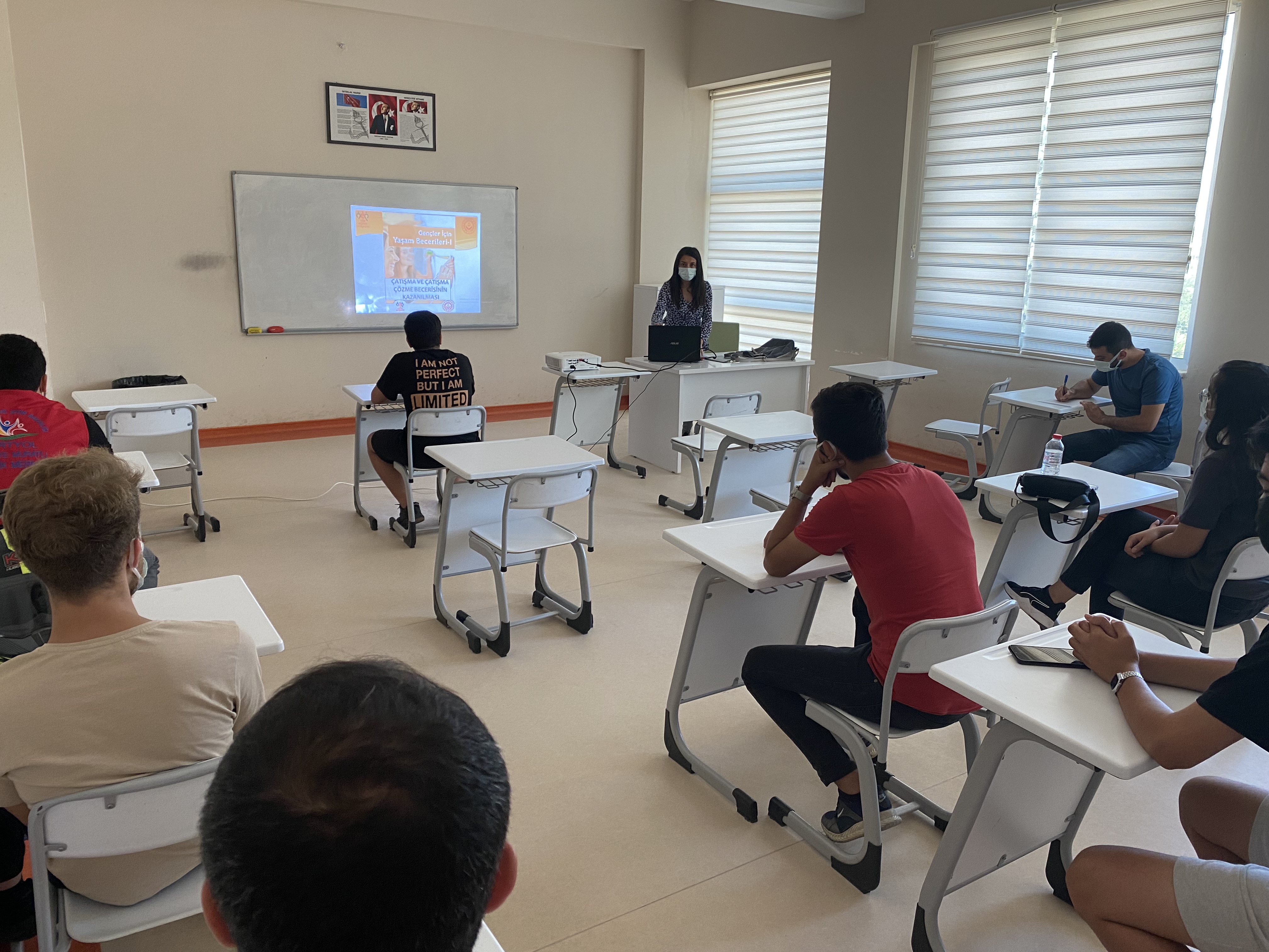  “Gençler için Yaşam Becerileri, Çatışma ve Çatışma Çözme Becerilerinin Kazandırılması” konulu seminer verildi.