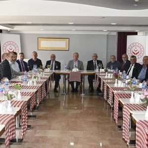 Valimiz “Babalar Günü” nde Kıymetli Şehit Babalarımız İle Kahvaltıda Bir Araya Geldi. - fotoğraf 1