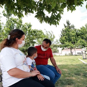 Aydın'da Bir Aile Dört Kuşaktır Evlat Edinilen Çocuklarla Büyüyor - fotoğraf 1
