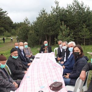 İl Müdürümüz Abdullah SAVAŞ, Tosya Huzurevimizden hizmet alan büyüklerimiz ile piknikte buluştu... - fotoğraf 4