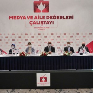 Bakanımız Sayın Derya Yanık, Medya Ve Aile Değerleri Çalıştayı’na Katıldı. - fotoğraf 1