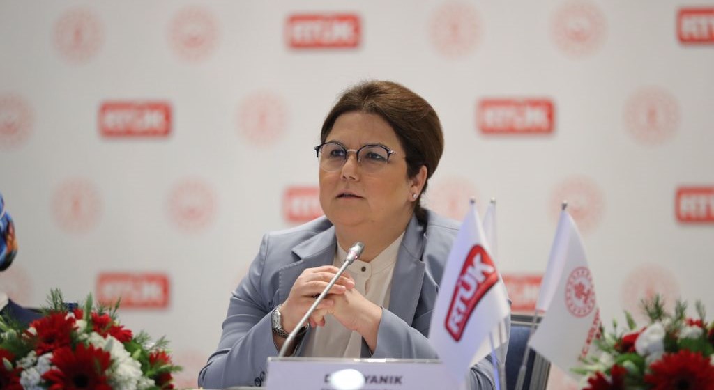 Bakanımız Sayın Derya Yanık, Medya Ve Aile Değerleri Çalıştayı’na Katıldı