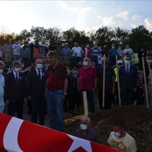 Edirneli Şehidimiz Serhan ALIŞKAN Son Yolculuğuna Uğurlandı - fotoğraf 8